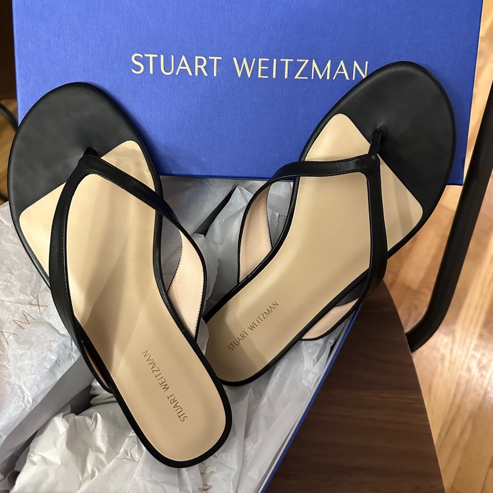 BNIB Stuart Weitzman Align Slide Sandal